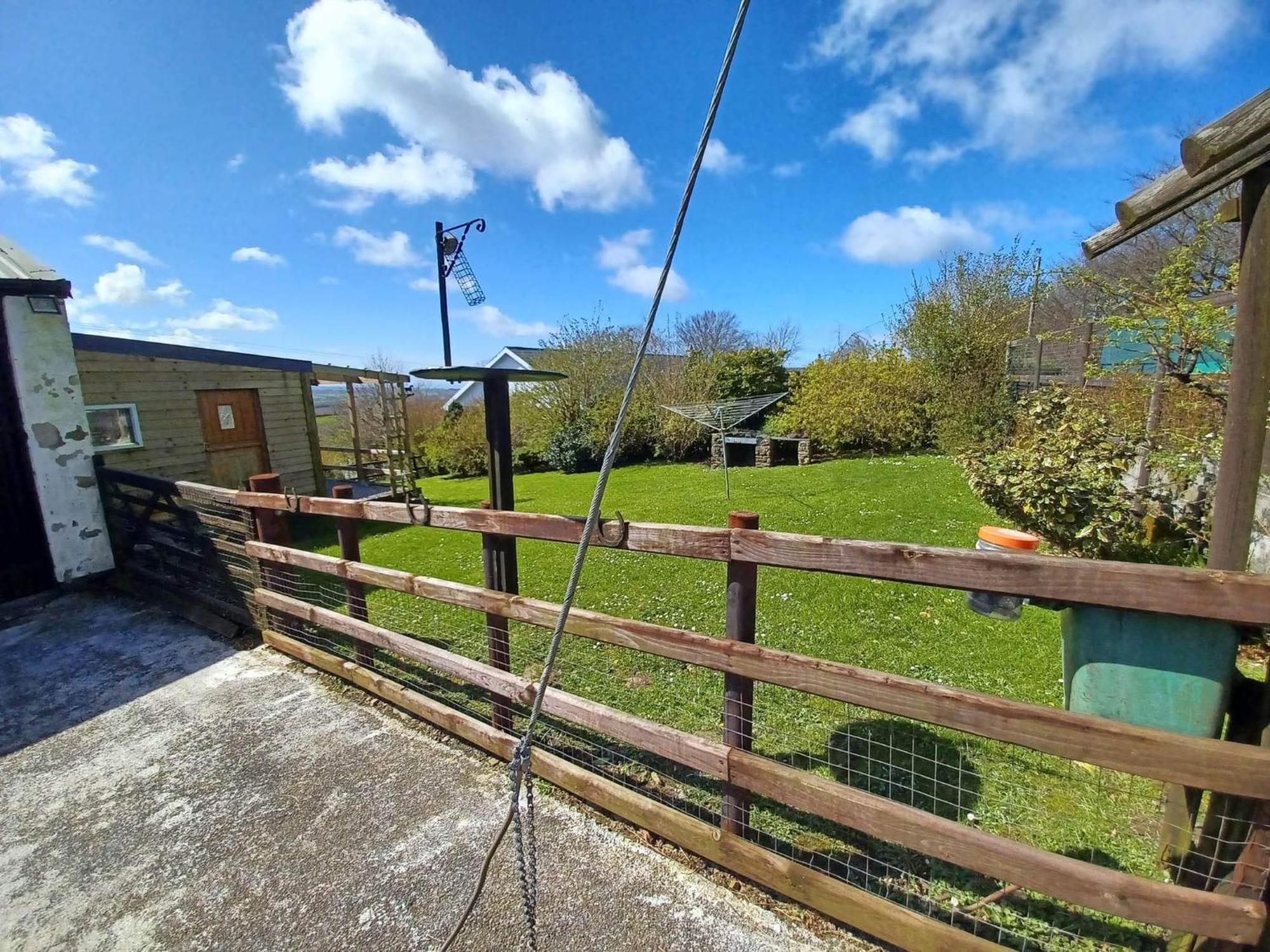Bed & Breakfast Ty Mawr At Bethania And Crumble 4*