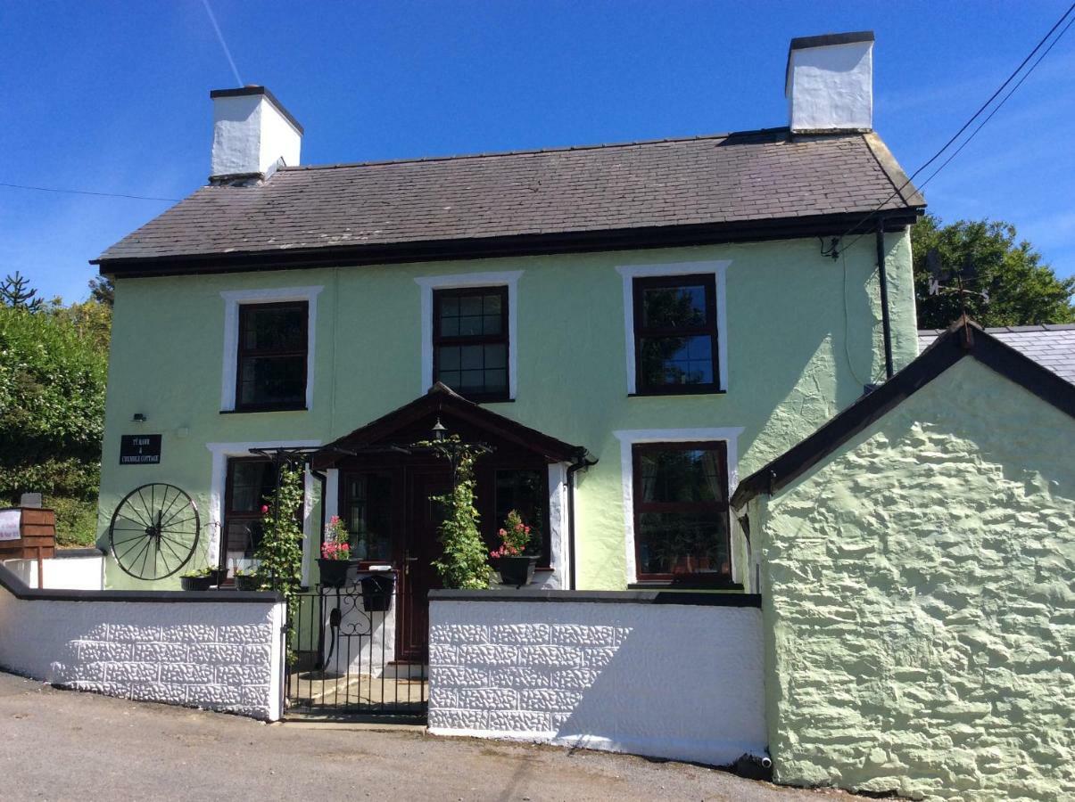 Bed & Breakfast Ty Mawr At Bethania And Crumble Llanon